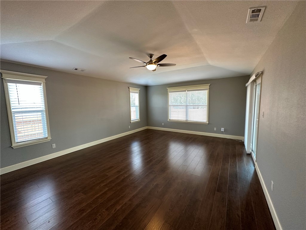 4855 SW Regional Airport Boulevard