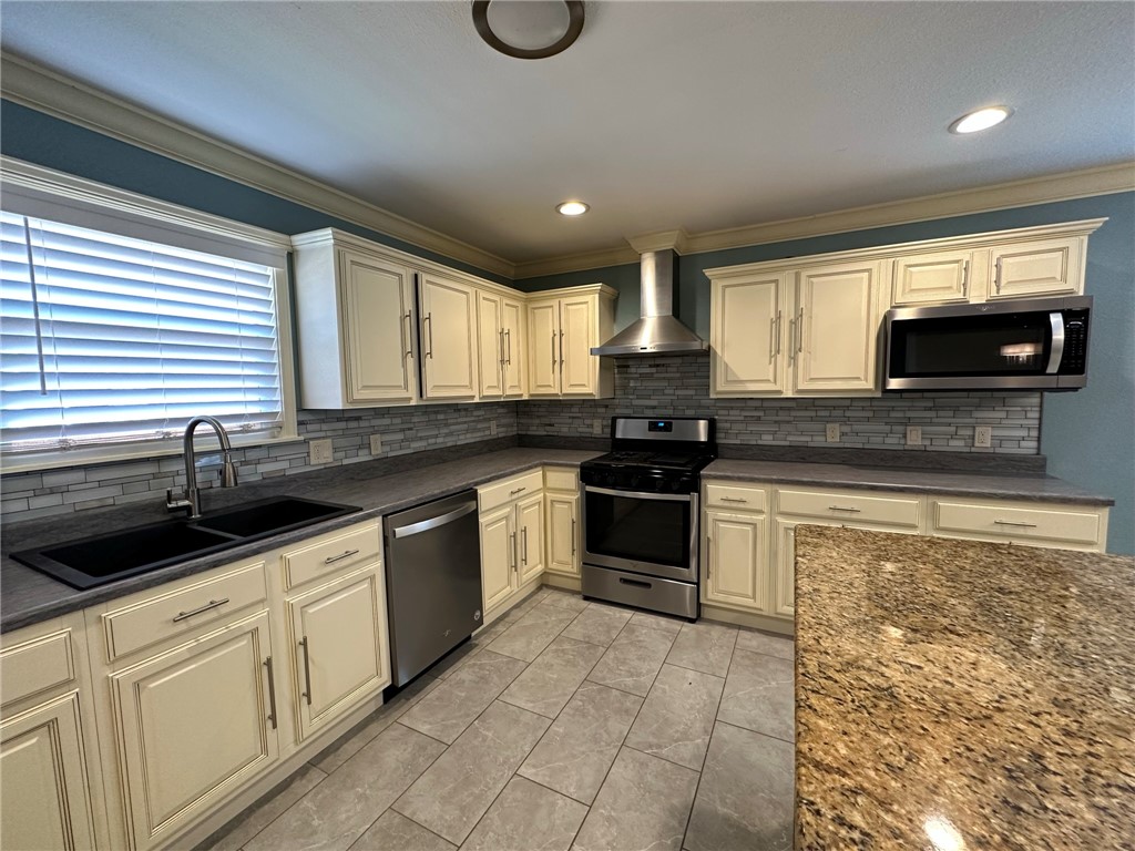 4855 SW Regional Airport Boulevard