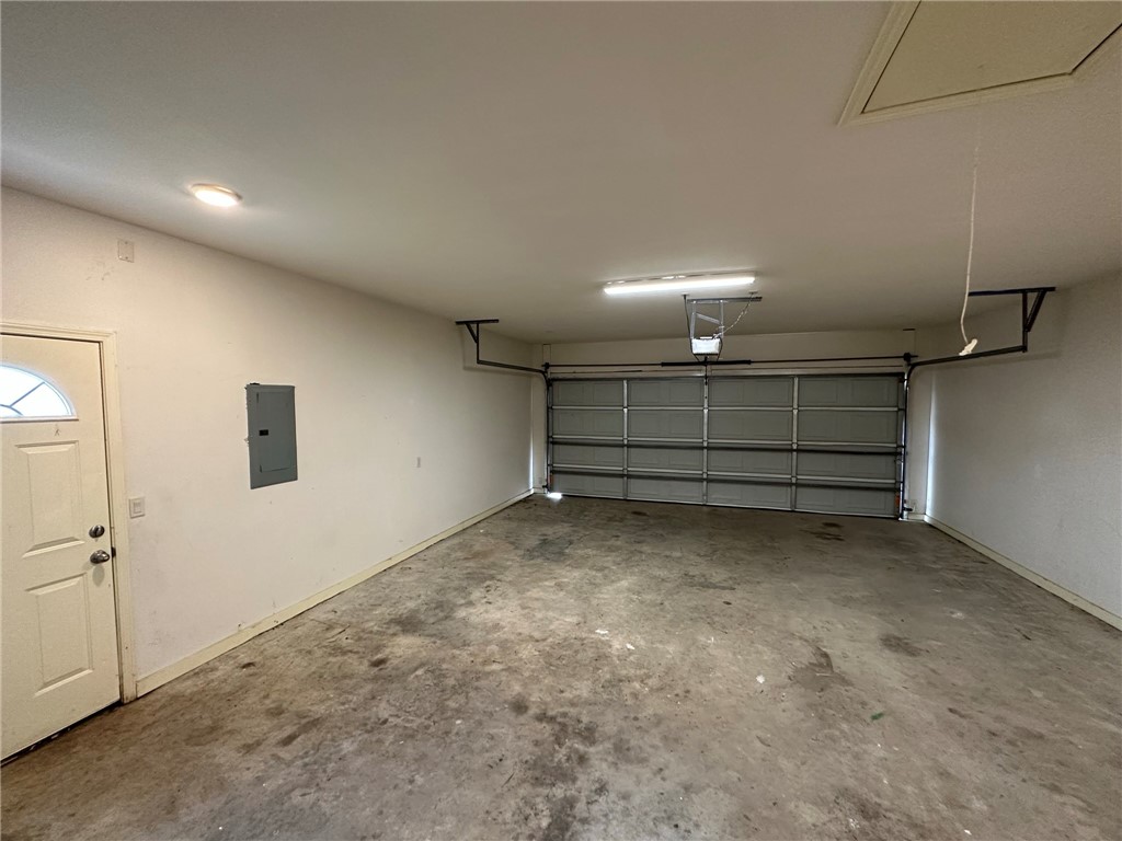 4855 SW Regional Airport Boulevard