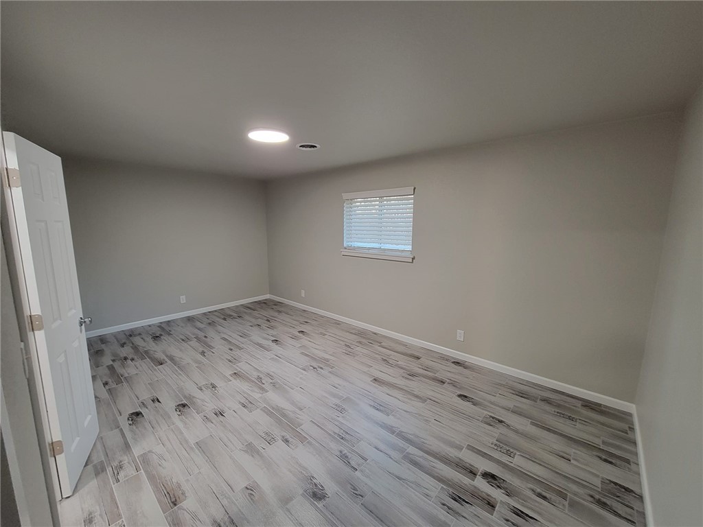 1125 W Persimmon Street B