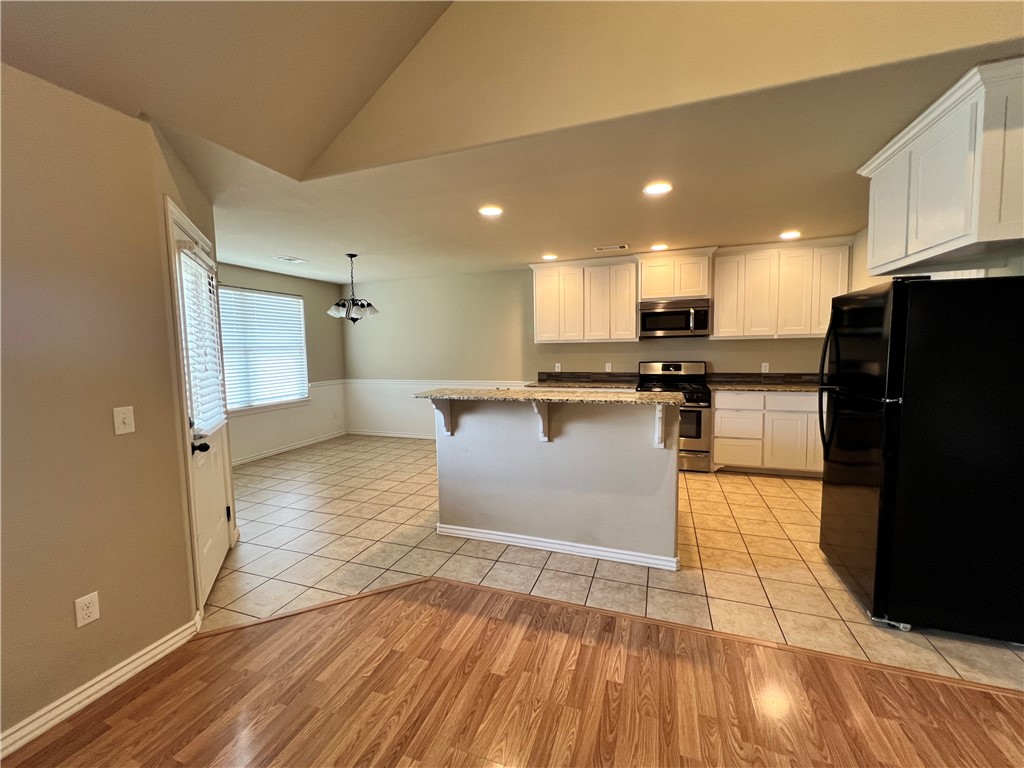 901 SW Pure Globe Street