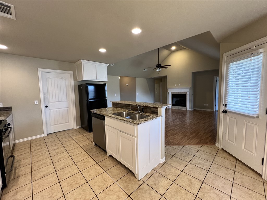 901 SW Pure Globe Street