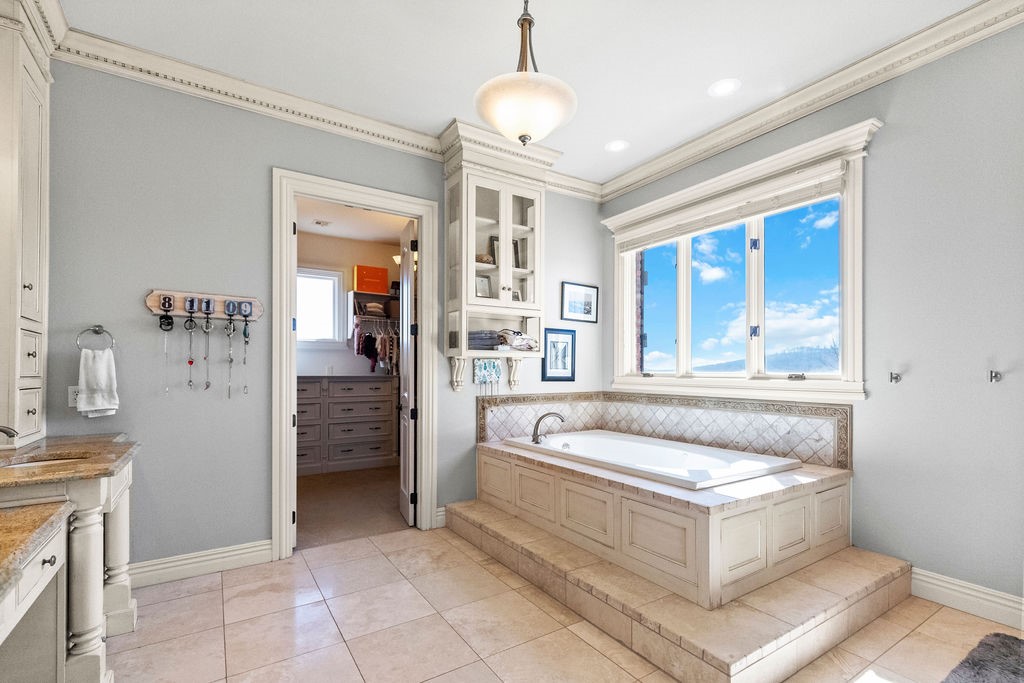 4508 Midnight Drive