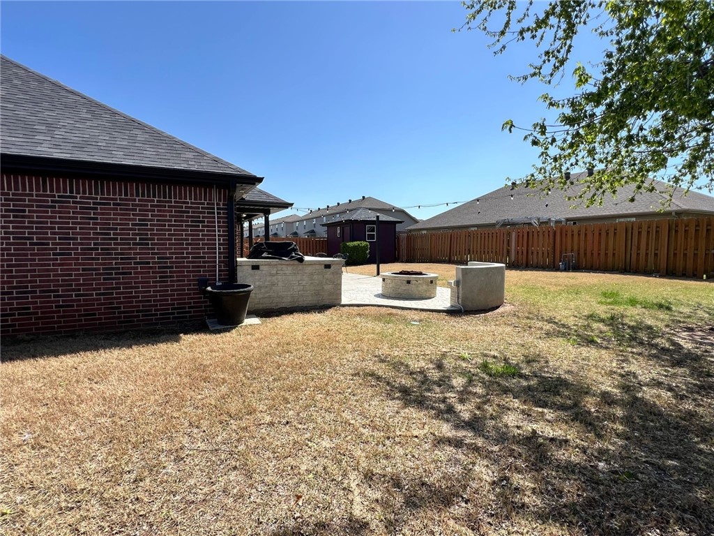 4305 SW Limestone Avenue