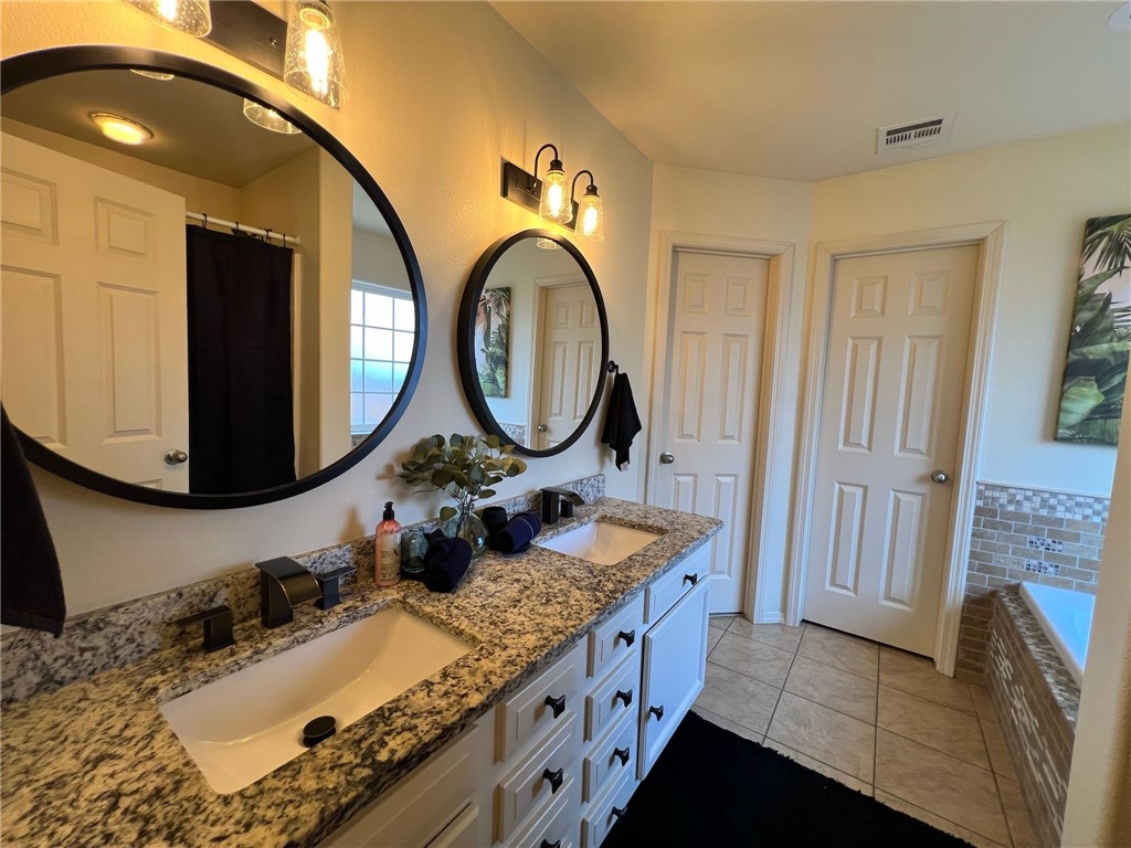 4305 SW Limestone Avenue