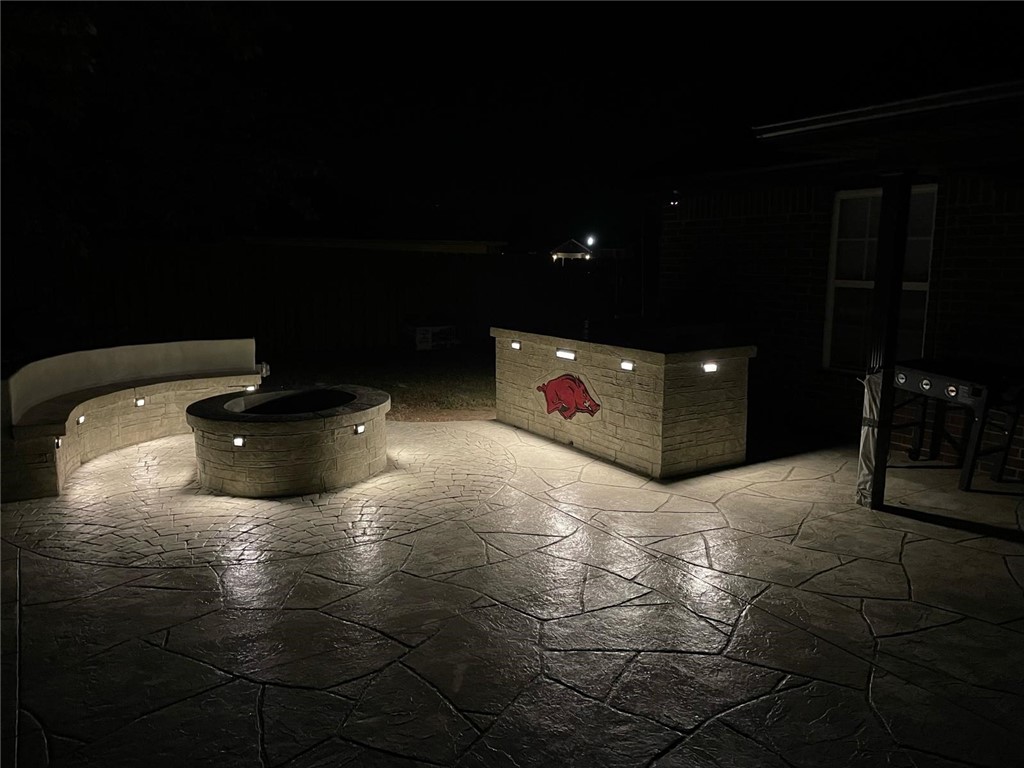 4305 SW Limestone Avenue