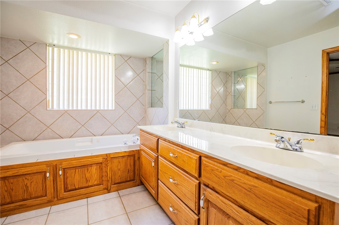 1603 Breckenridge Loop