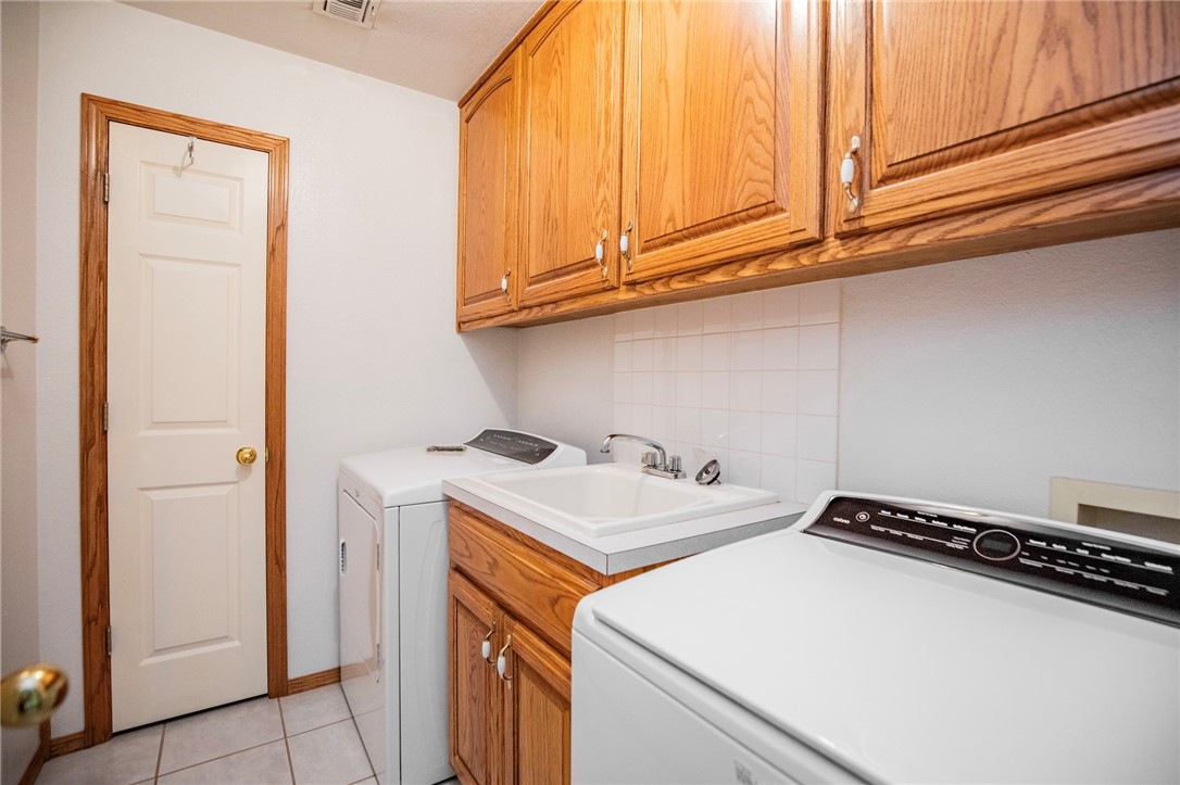1603 Breckenridge Loop