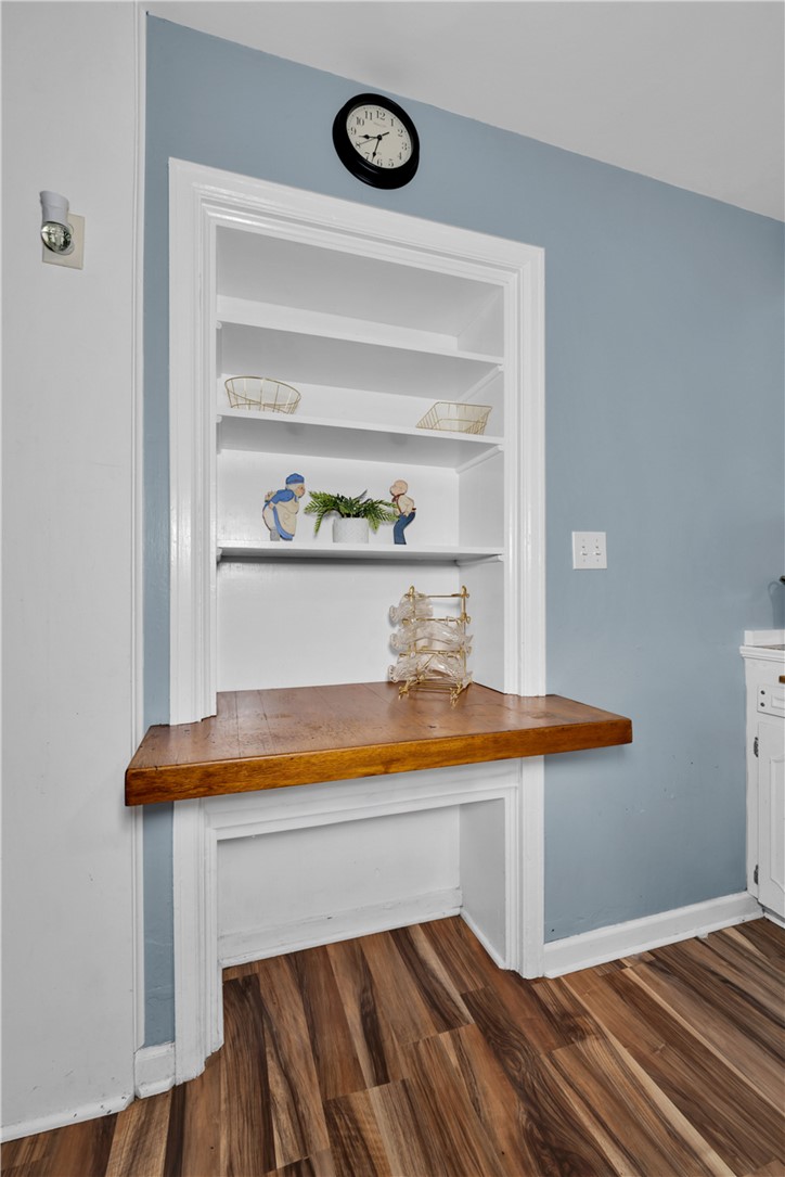 320 S Pleasant Street