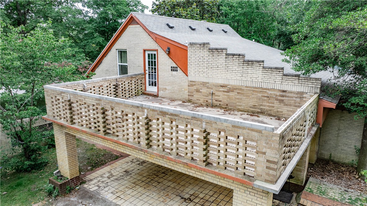 320 S Pleasant Street