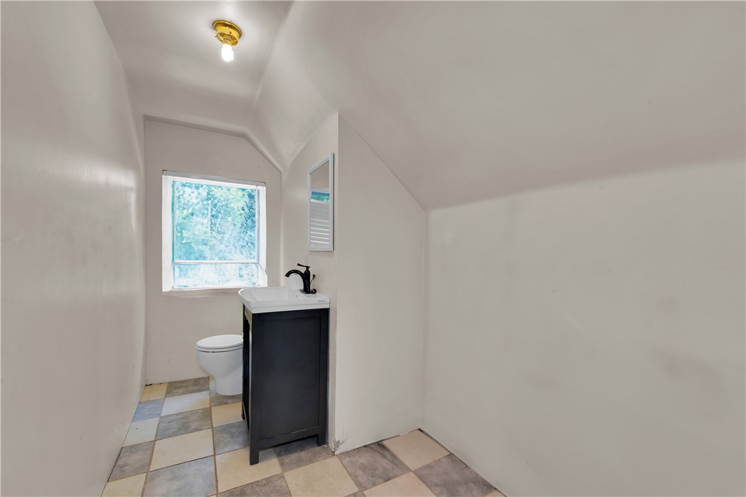 320 S Pleasant Street