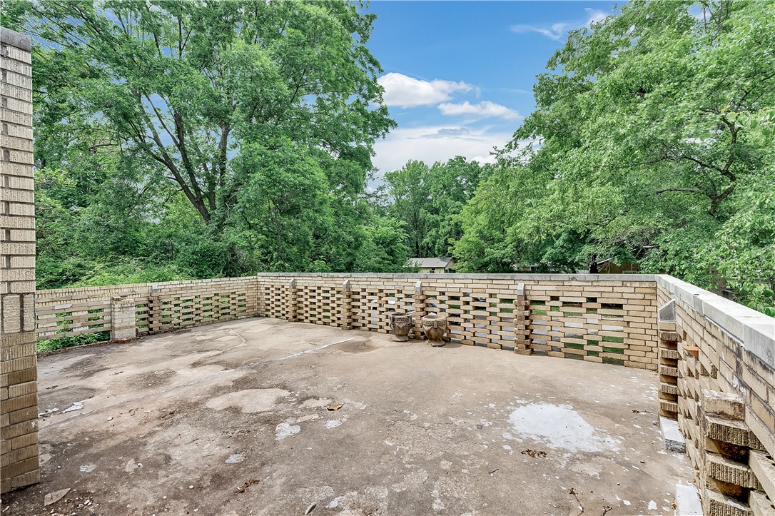 320 S Pleasant Street