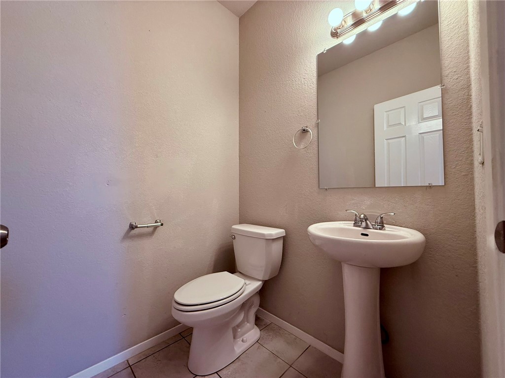 805 Green World Street