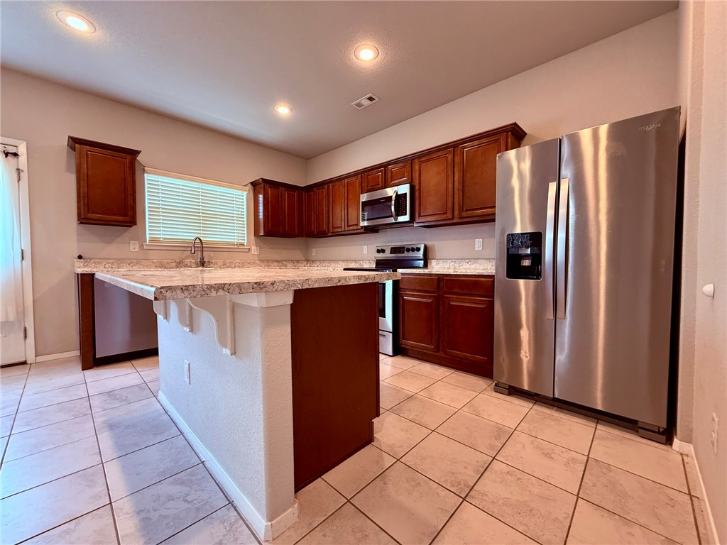 805 Green World Street