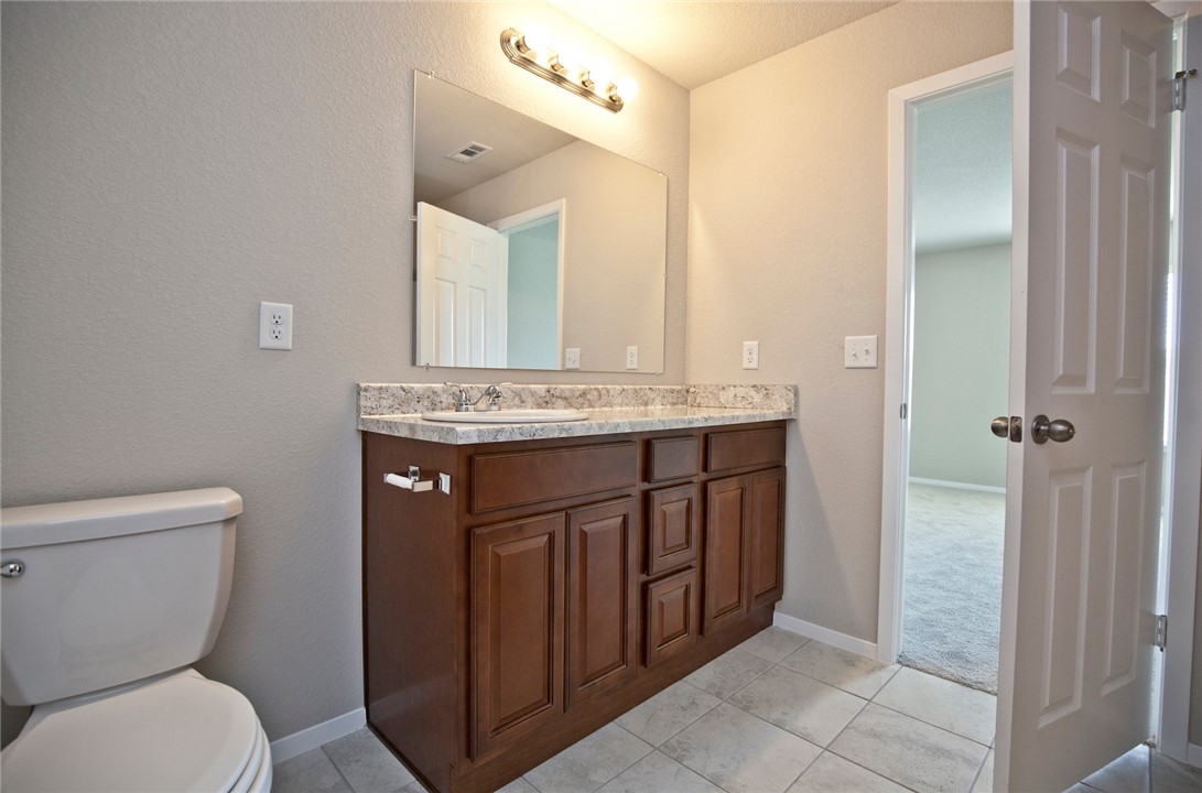 805 Green World Street