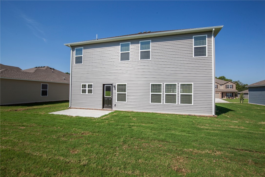 805 Green World Street