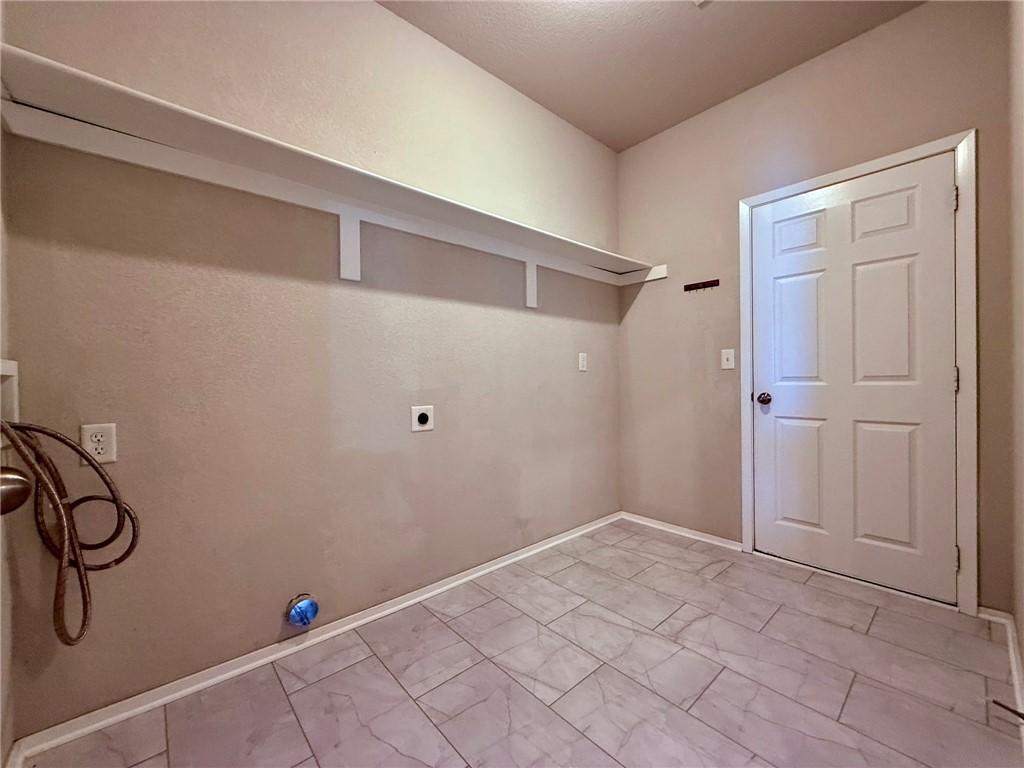 805 Green World Street