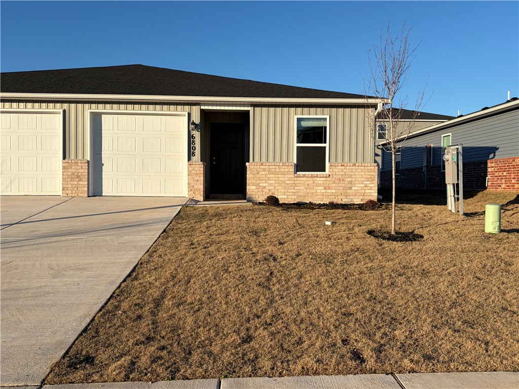 6808 SW Memphis Avenue