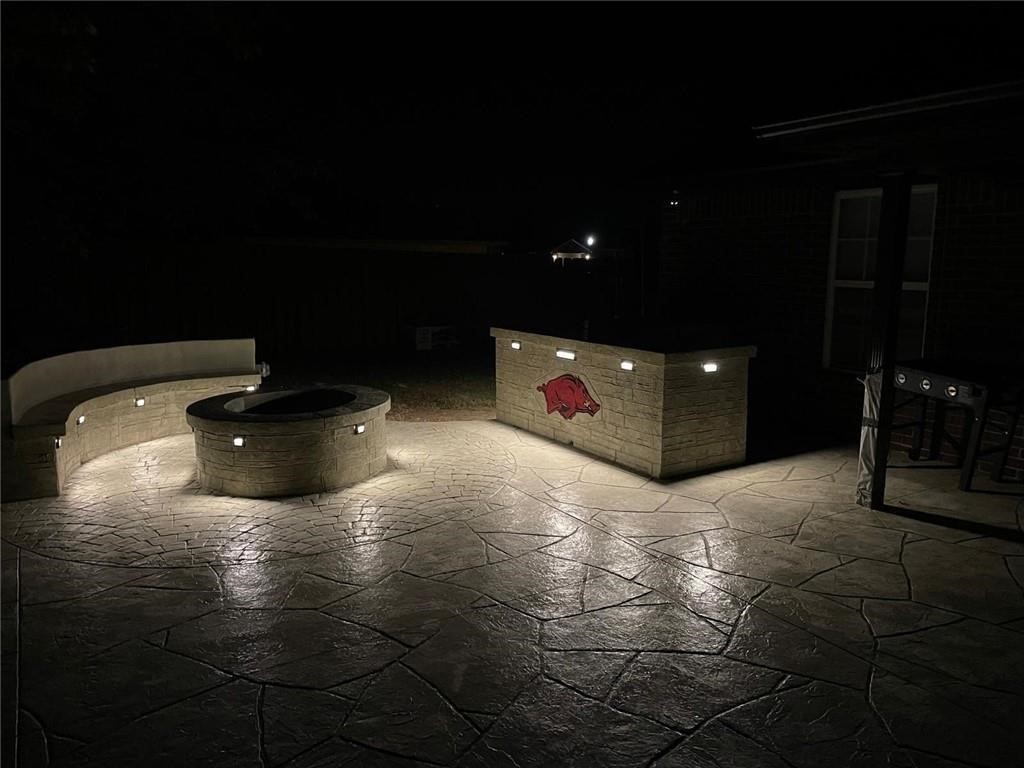 4305 SW Limestone Avenue