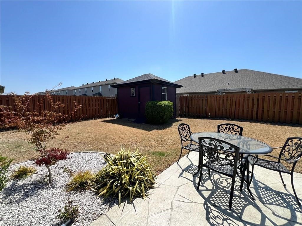 4305 SW Limestone Avenue