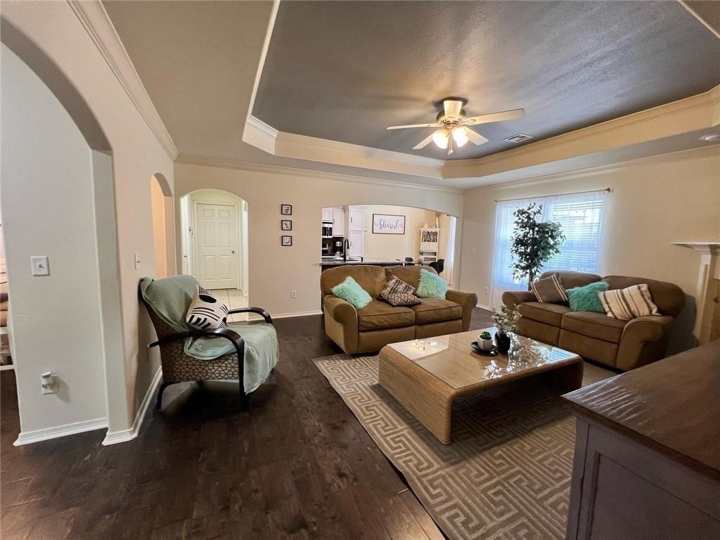 4305 SW Limestone Avenue