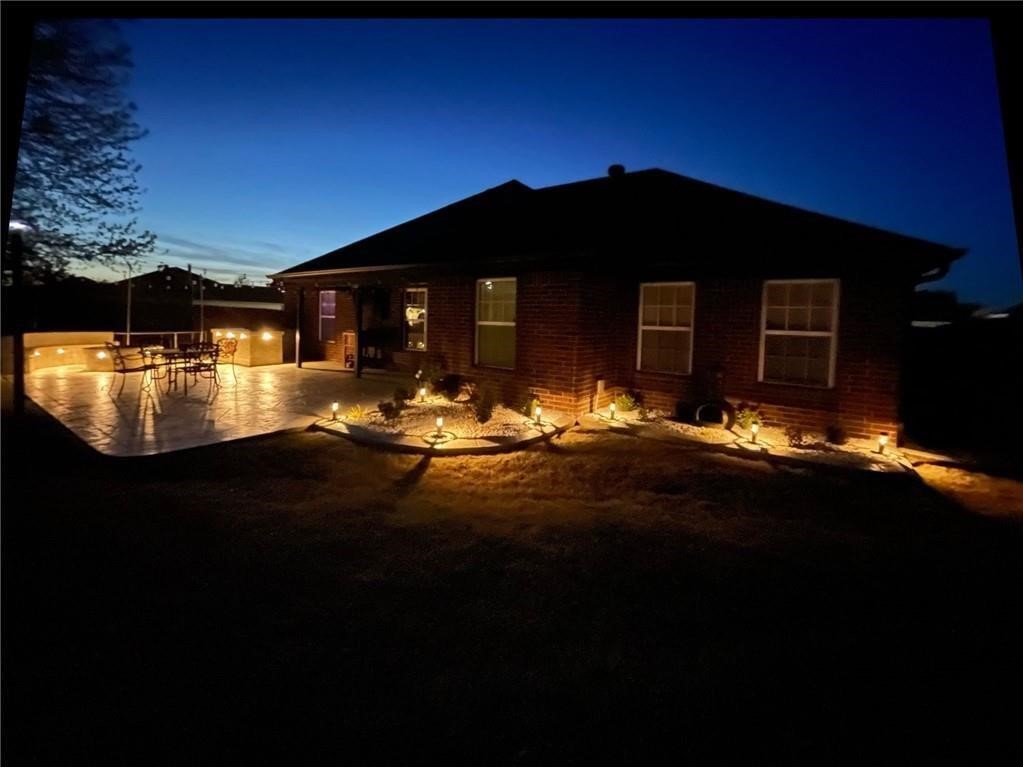 4305 SW Limestone Avenue