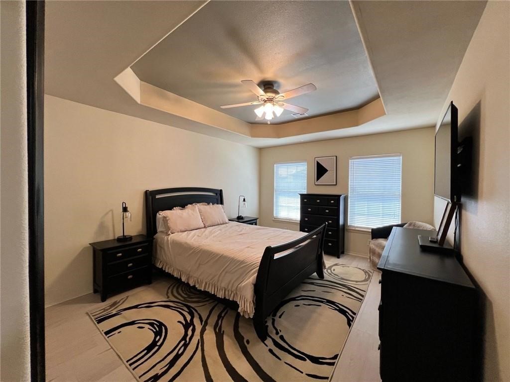 4305 SW Limestone Avenue