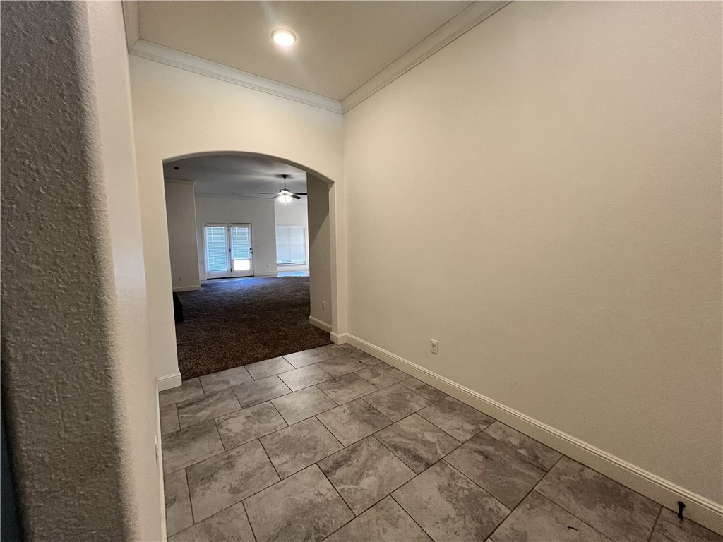 661 Fox Spur