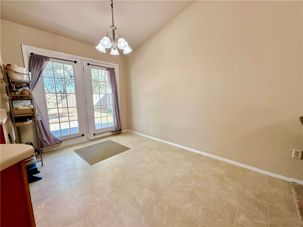 1103 Brentwood Lane