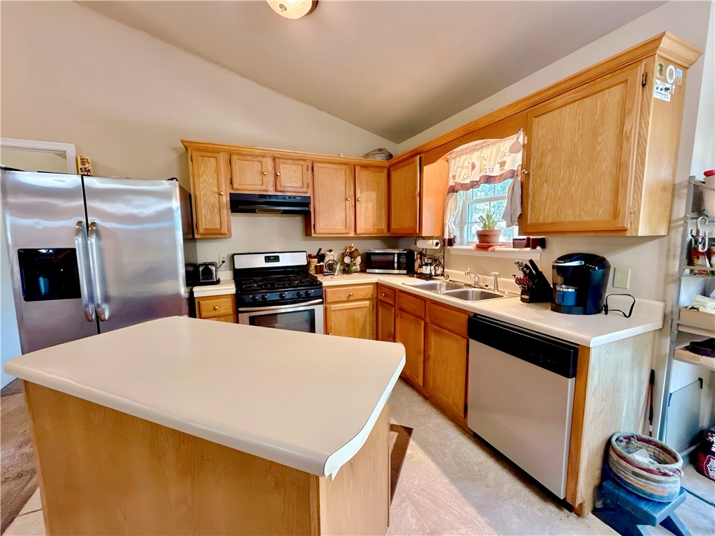 1103 Brentwood Lane