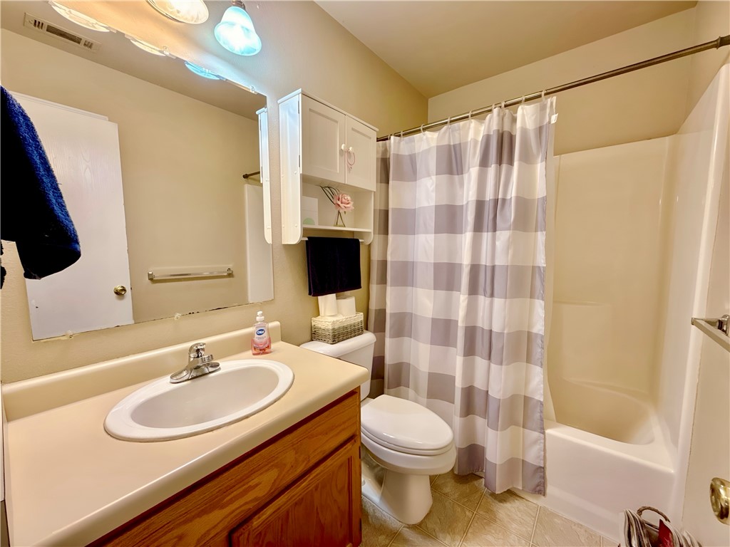 1103 Brentwood Lane