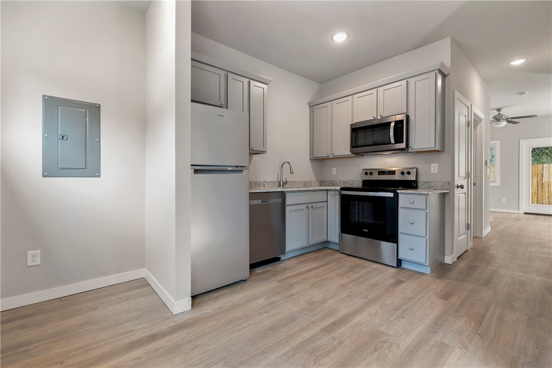 1348 West Avenue 102