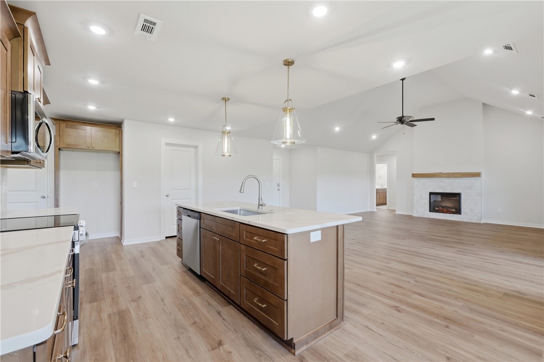 38 Loftus Drive