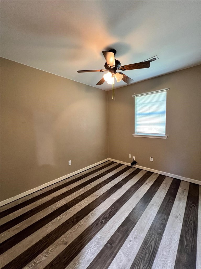 1502 White Road