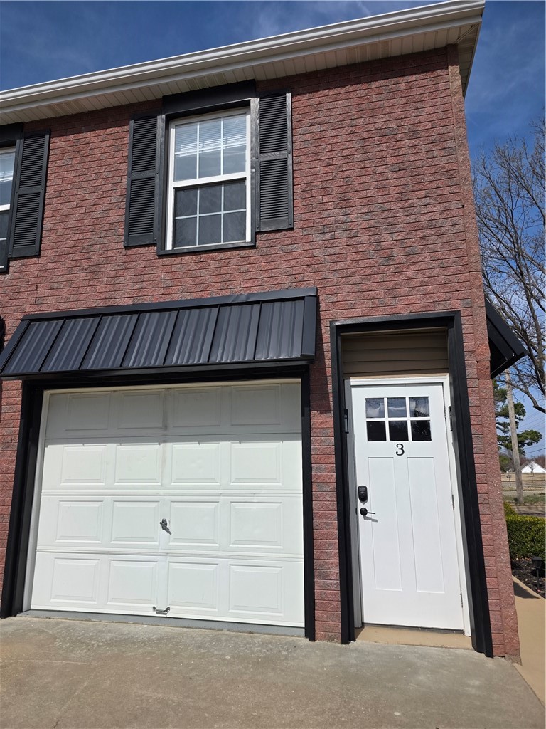 610 SE Moberly Lane 3