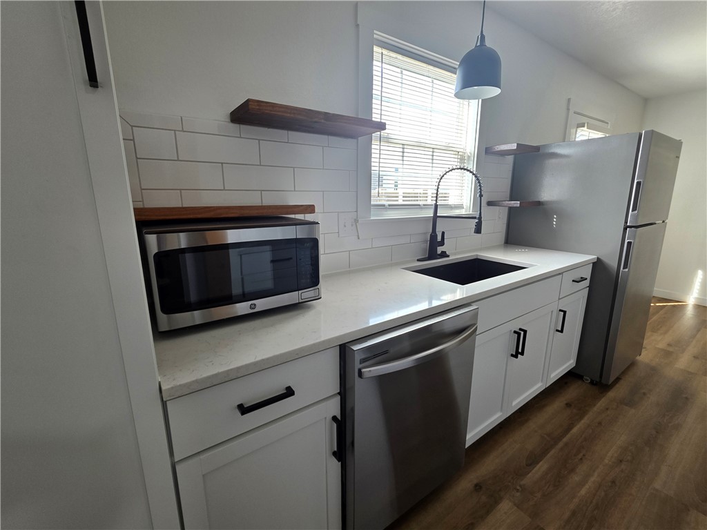 2300 SE Jayel Terrace 3