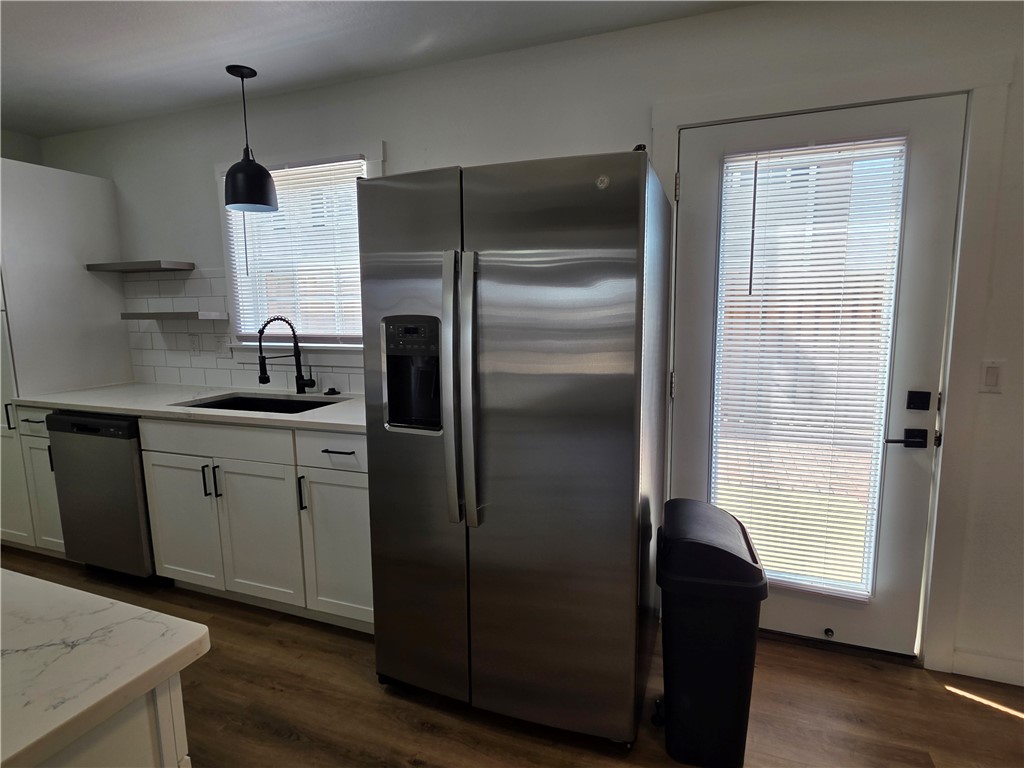 2302 SE Jayel Terrace 3