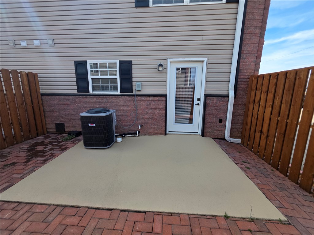 2304 SE Jayel Terrace 1