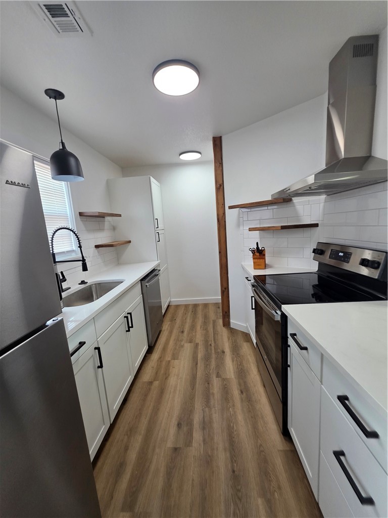 2304 SE Jayel Terrace 1