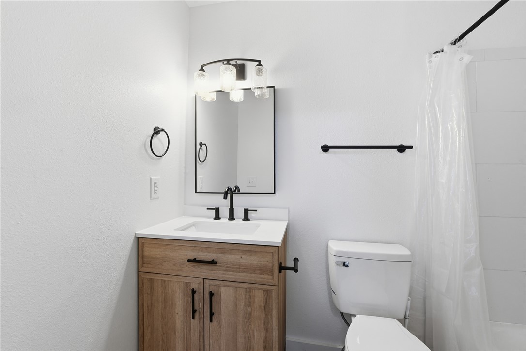 2304 SE Jayel Terrace 1
