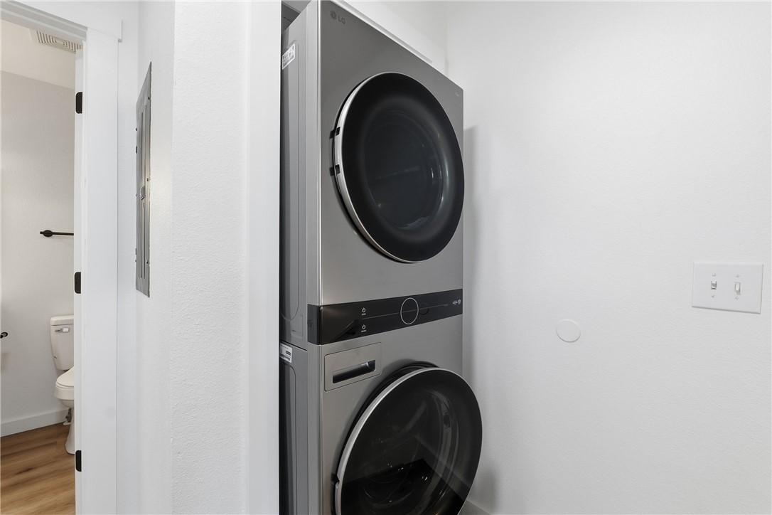 2304 SE Jayel Terrace 1
