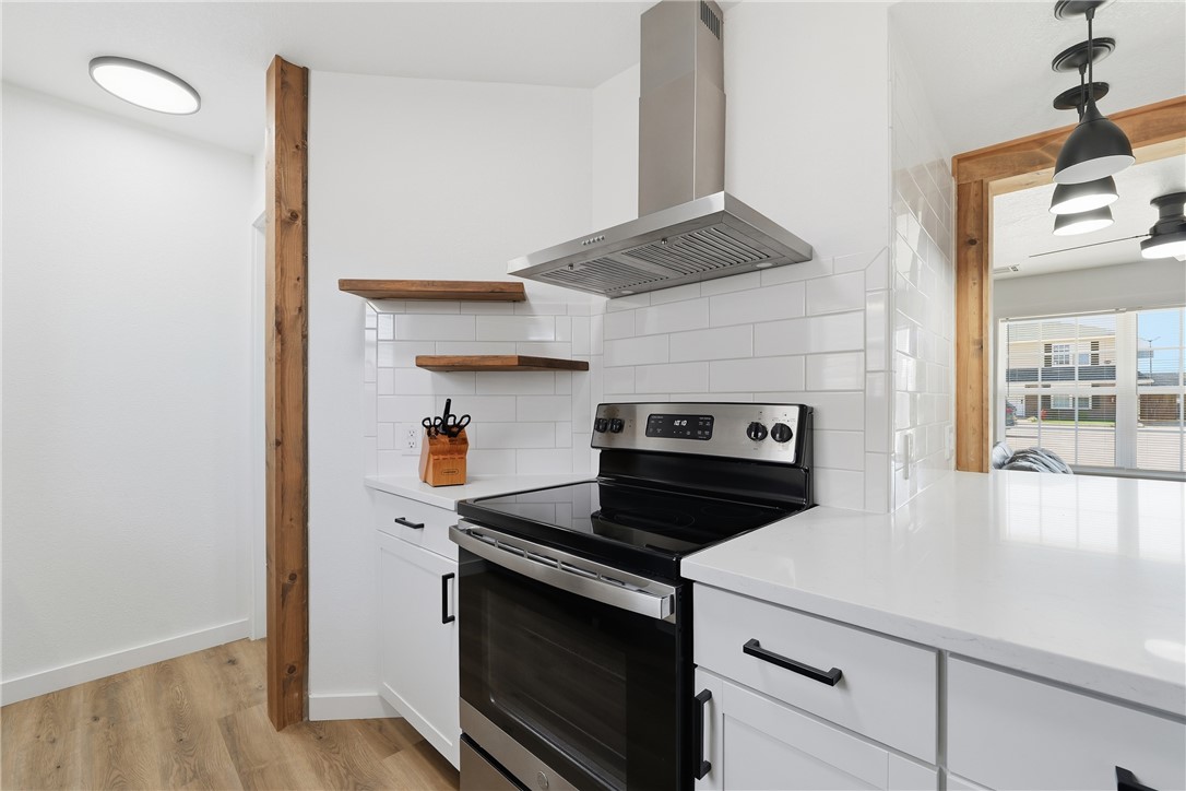2304 SE Jayel Terrace 1