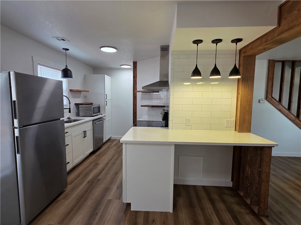 2304 SE Jayel Terrace 3