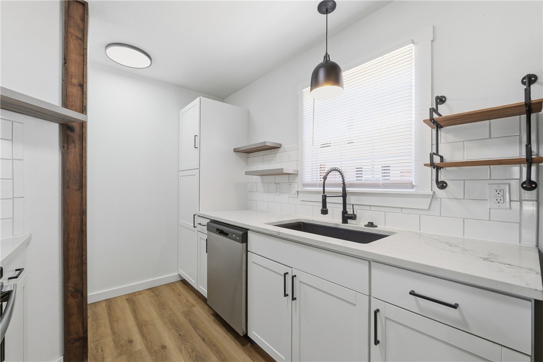 2400 SE Jayel Terrace 1