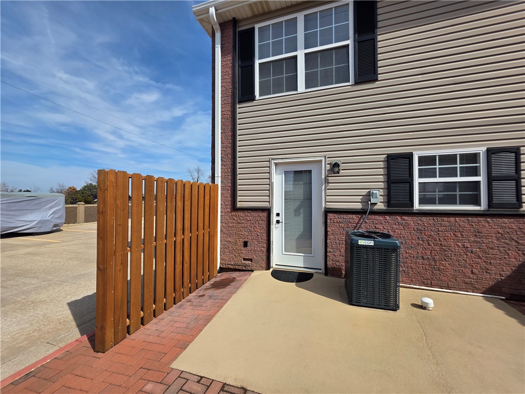 2400 SE Jayel Terrace 1