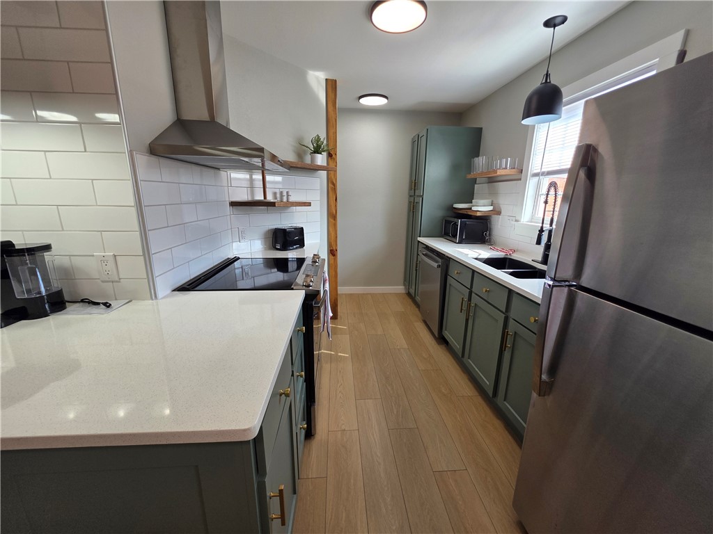 2402 SE Jayel Terrace 1