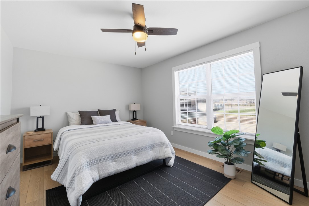 2402 SE Jayel Terrace 1