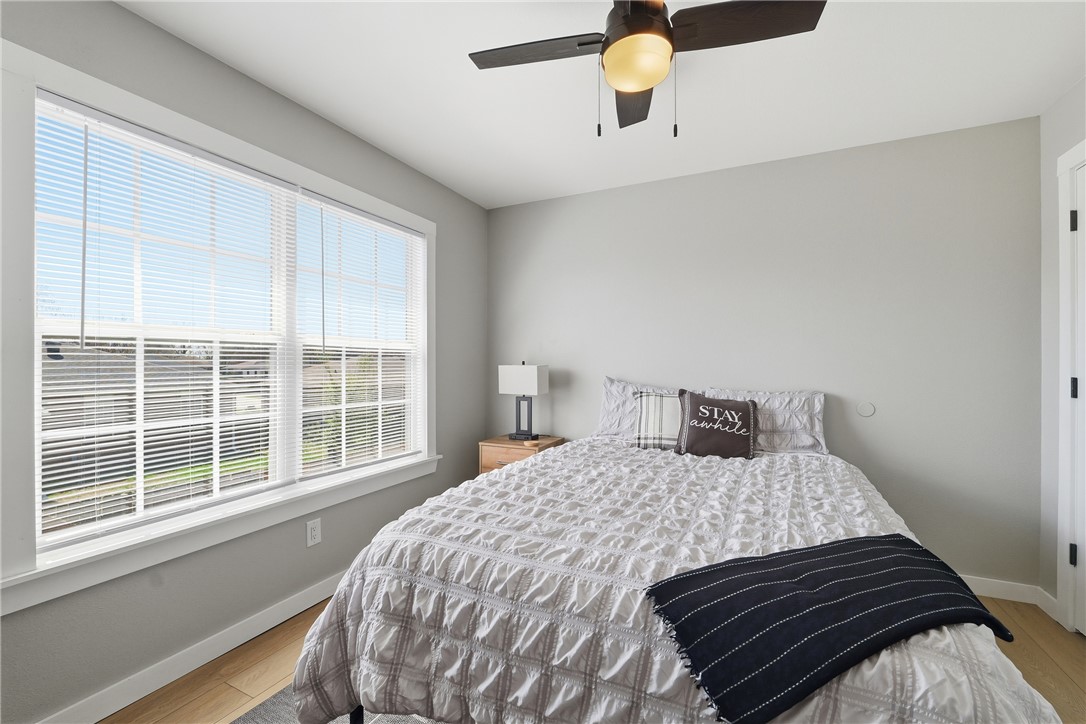 2402 SE Jayel Terrace 1