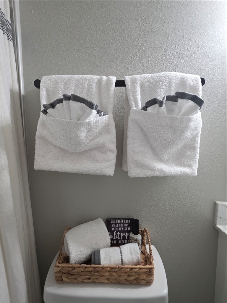 2402 SE Jayel Terrace 1