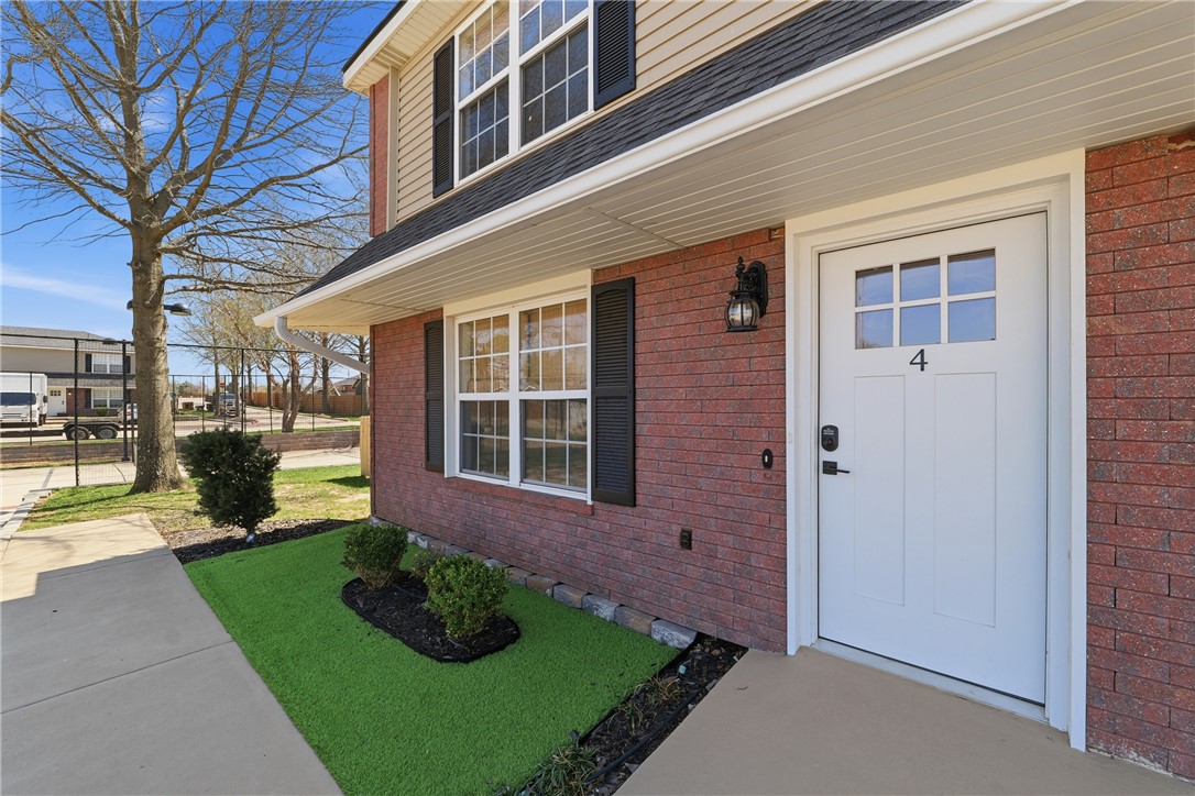 2402 SE Jayel Terrace 4